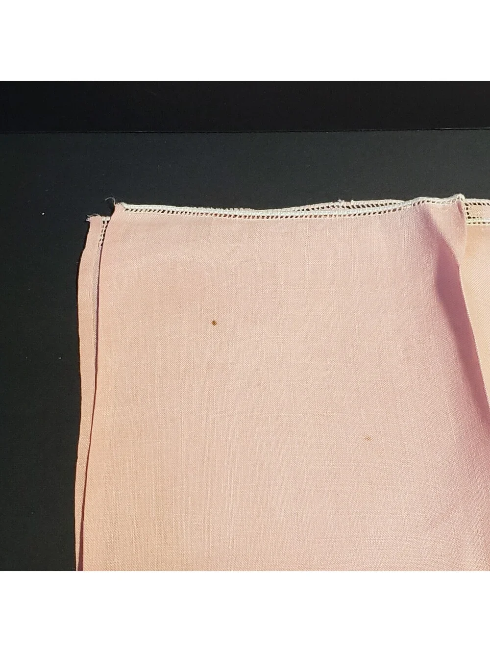 VTG Linen Fingertip Guest Towel Pink Embroidered Pagoda Bird Tree Pulled Thread